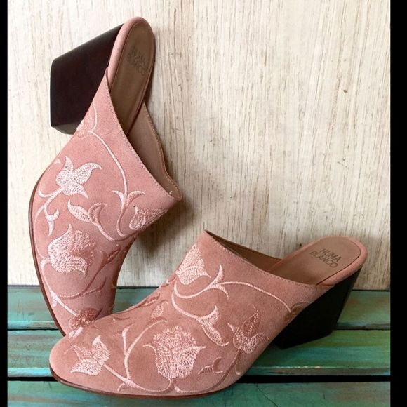 Anthropologie nude Suede Embroider Floral Slides